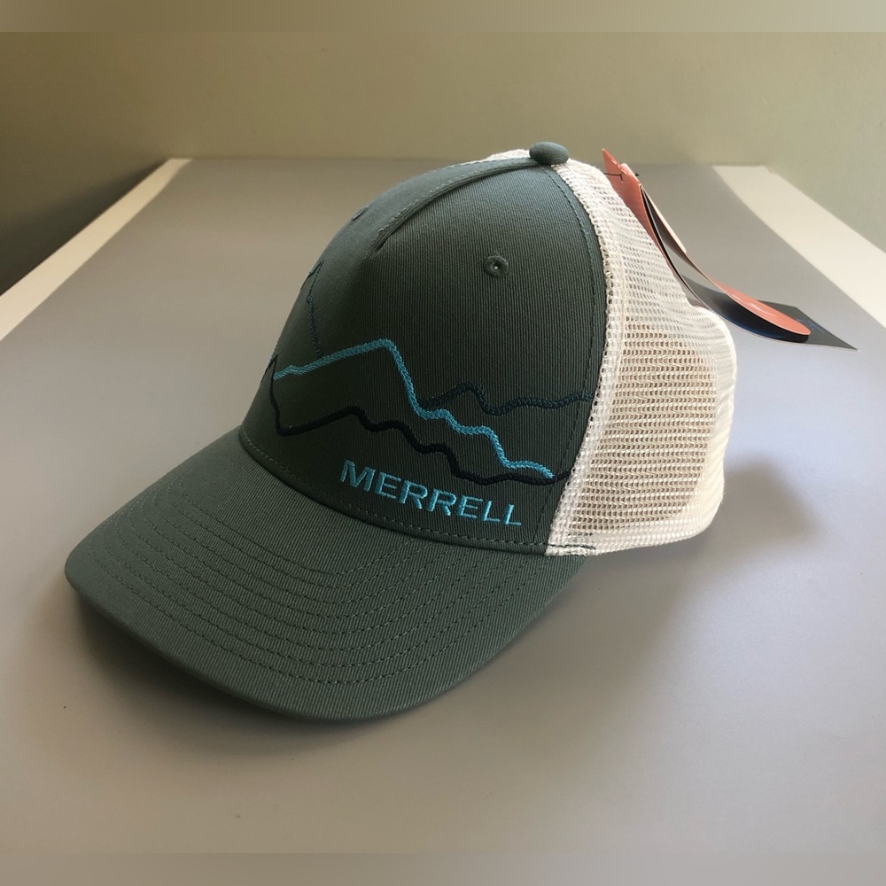 NWT! Merrell Railhead Embrodiary Trucker Cap One Size